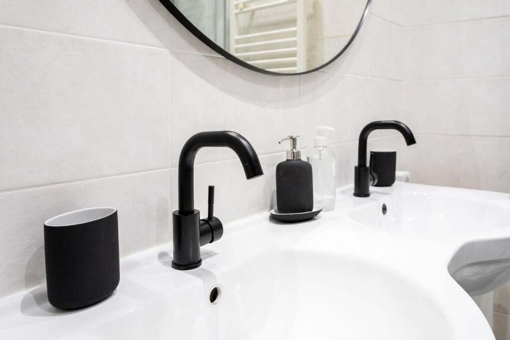 L7 Suite 5Mins Walk Old Town 3 Rooms Ac Wifi Nice Ngoại thất bức ảnh